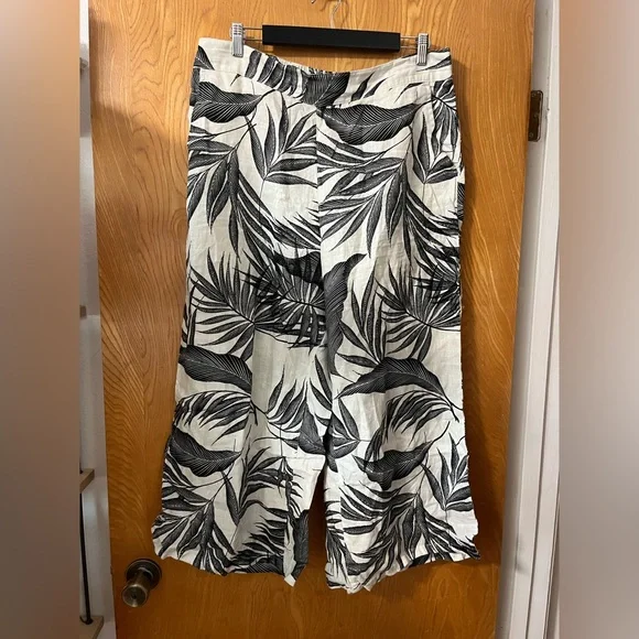 Tahari Black and Tan tropical print Wide Leg linen pants XL - Picture 2 of 9
